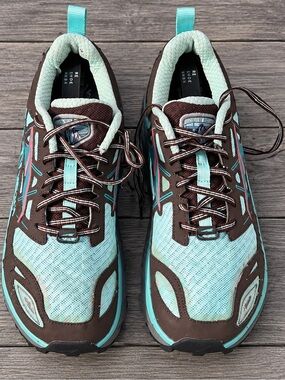 Altra Women's Mint and Brown Trail Running Shoes 9.5